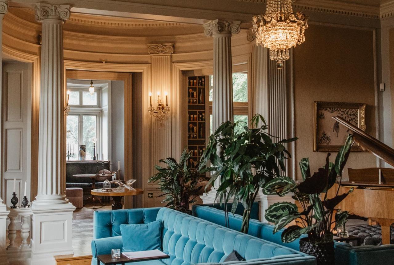 Hotel Slottsvillan フースクバーナ エクステリア 写真