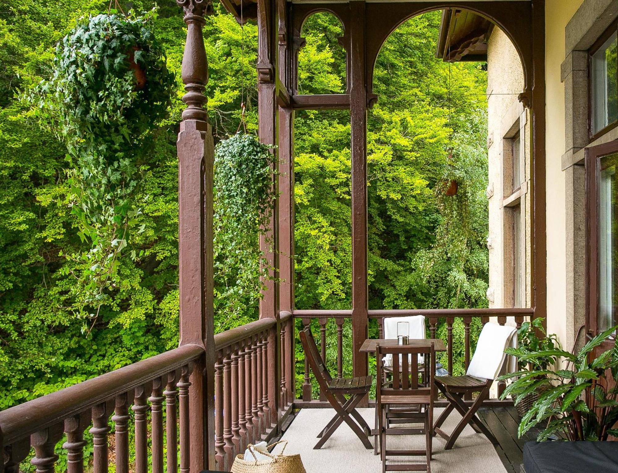 Hotel Slottsvillan フースクバーナ エクステリア 写真