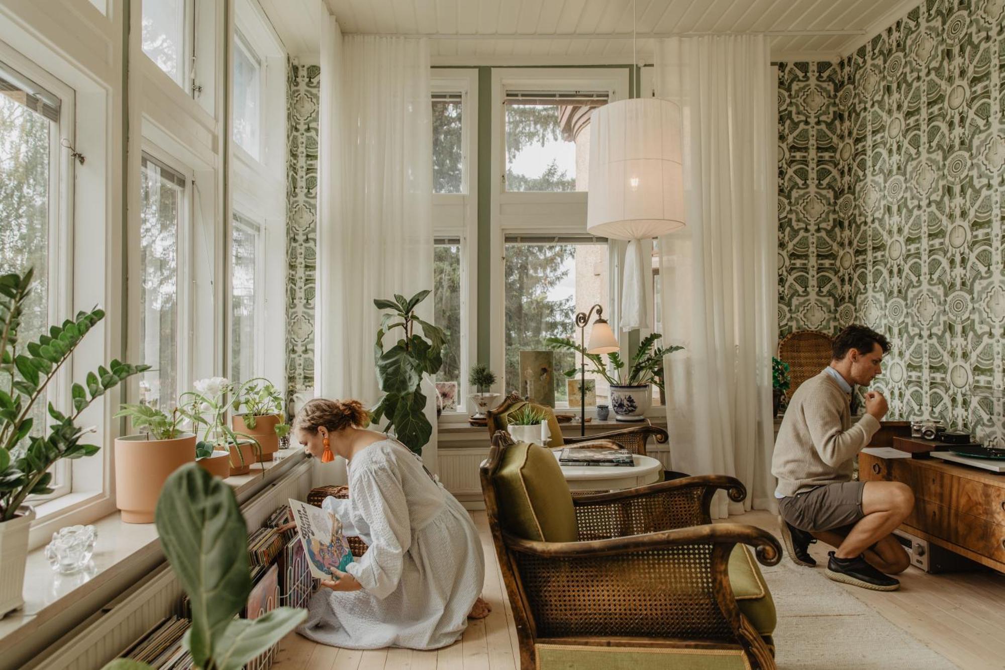 Hotel Slottsvillan フースクバーナ エクステリア 写真