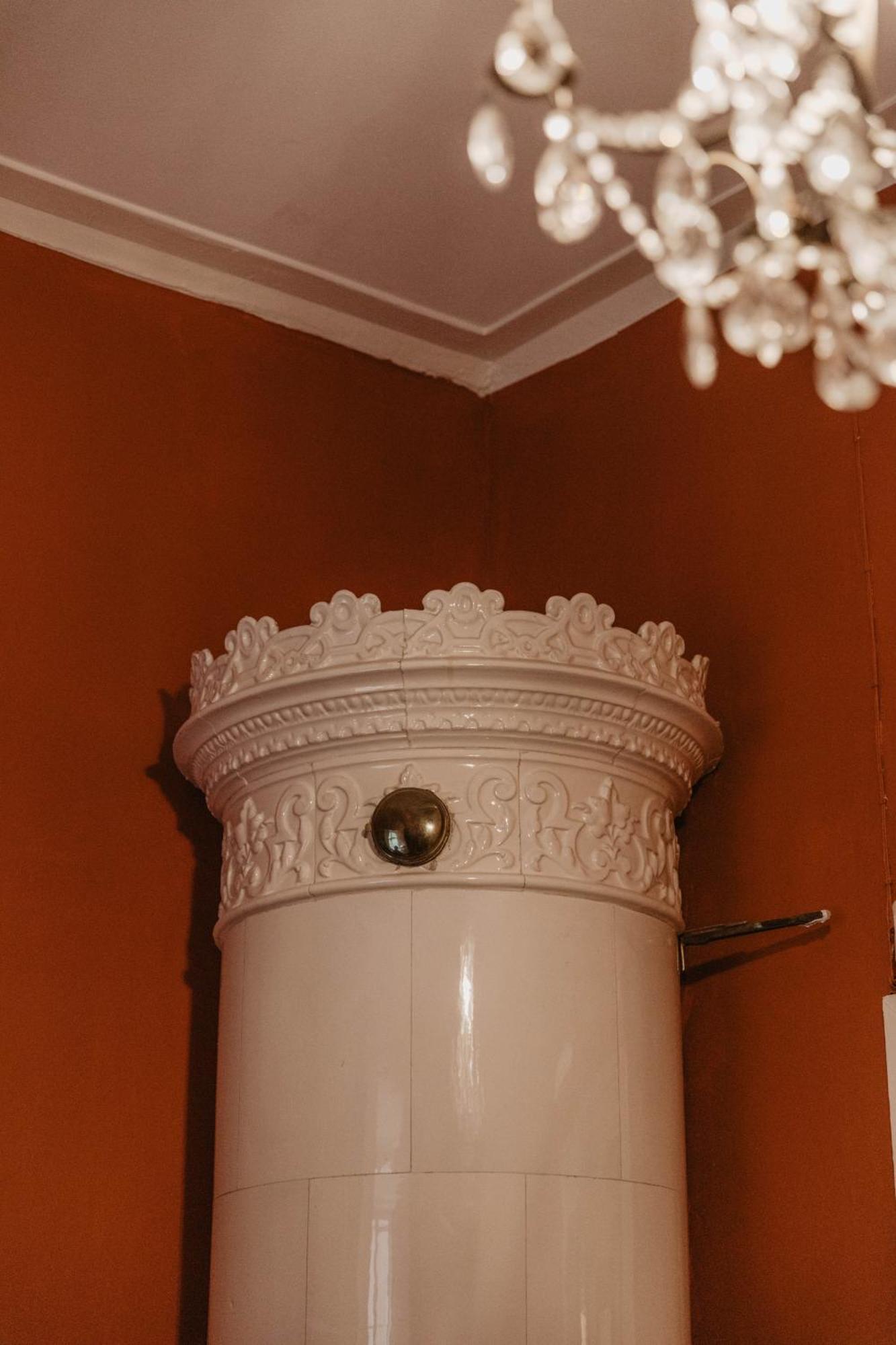 Hotel Slottsvillan フースクバーナ エクステリア 写真